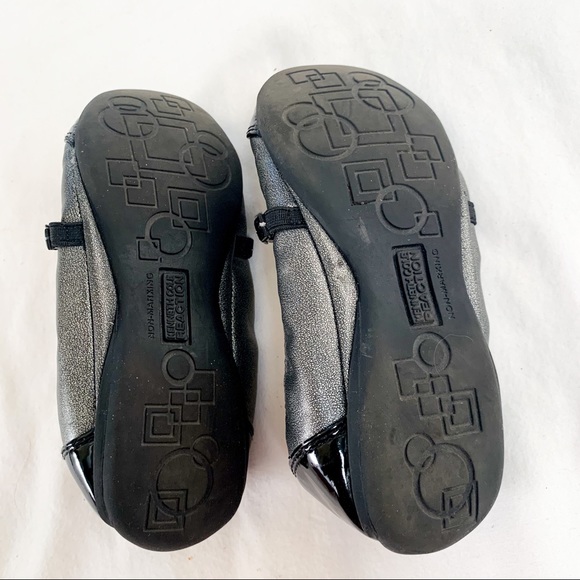 Kenneth Cole Reaction black/gray ballet flats - Picture 6 of 6